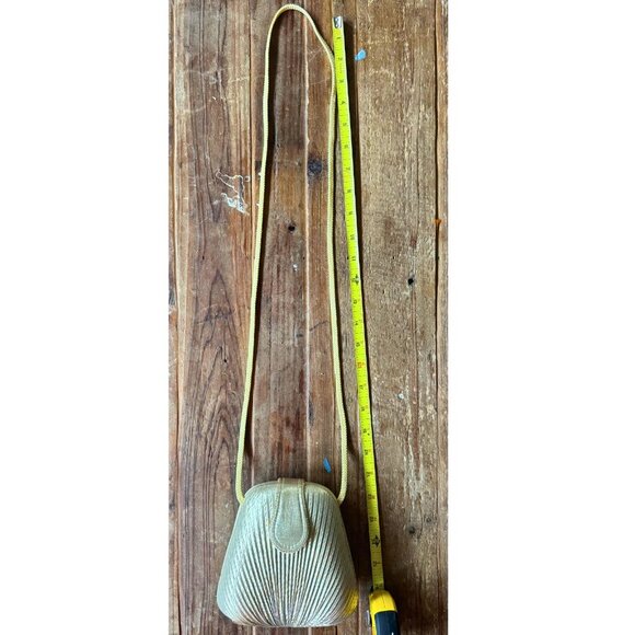 Vintage Carlo Fellini Gold Pleated Evening Bag Crossbody Purse - Picture 10 of 10